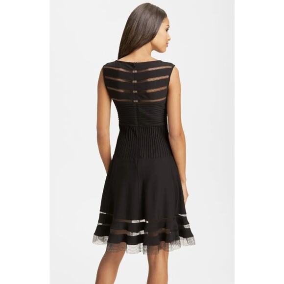 Tadashi Shoji Sleeveless Mesh Stripe Jersey Dress Fit & Flare Black - Size Small - Picture 9 of 11